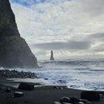 Reynisfjara: bellezza e pericolo sulla spiaggia più famosa di Islanda spiaggia-più-pericolosa-islanda (5)
